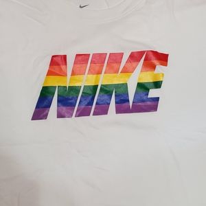 Nike BETRUE Crop T-shirt Pride
